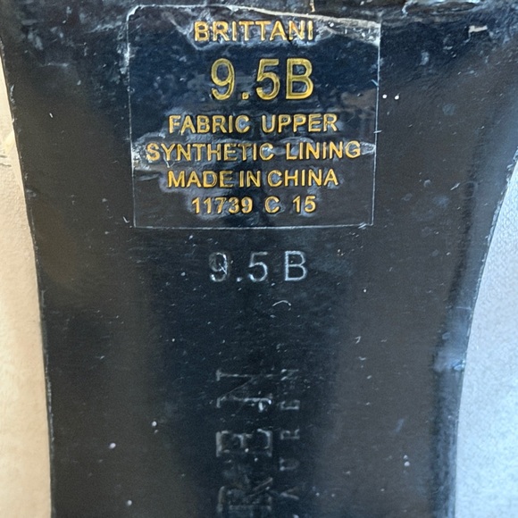 Lauren Ralph Lauren Silver Rhinestone Stilettos Slingback Women 8.5 Shoe Read - Picture 9 of 16